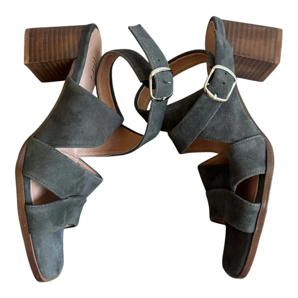 J Jill Gray / Sage Suede‎ Criss Cross Ankle Wrap Heeled Sandals Size 8.5